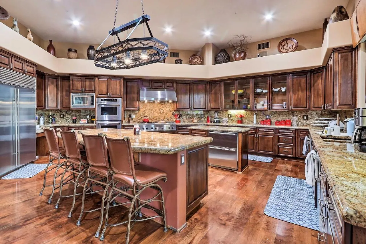 Lavish Estate With Sports Court And Home Theater! Scottsdale Stany Zjednoczone Ameryki
