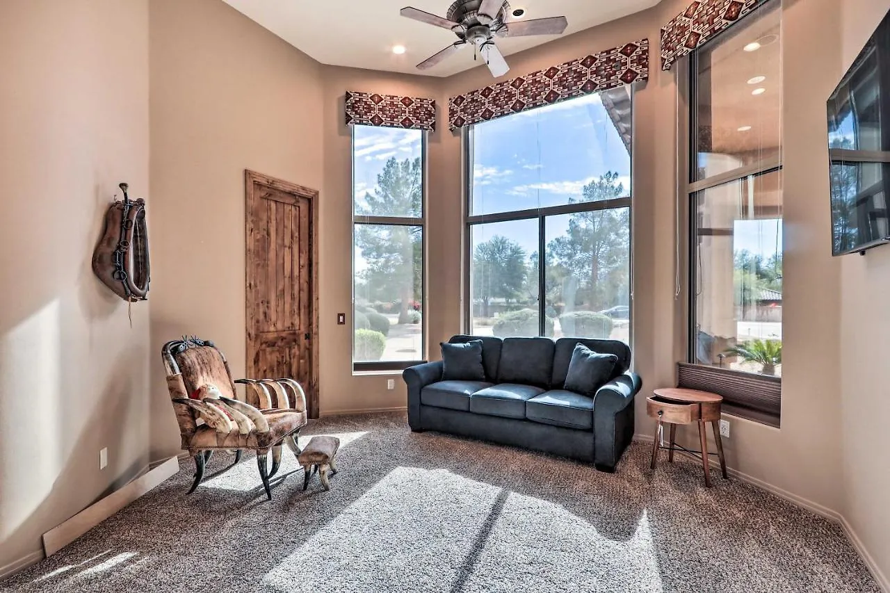 Lavish Estate With Sports Court And Home Theater! Scottsdale 0*,