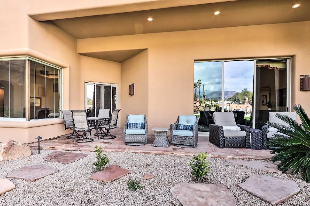 Dom wakacyjny Lavish Estate With Sports Court And Home Theater! Scottsdale
